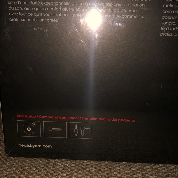 beatspro all black, never opened, never used. - Picture 3 of 5